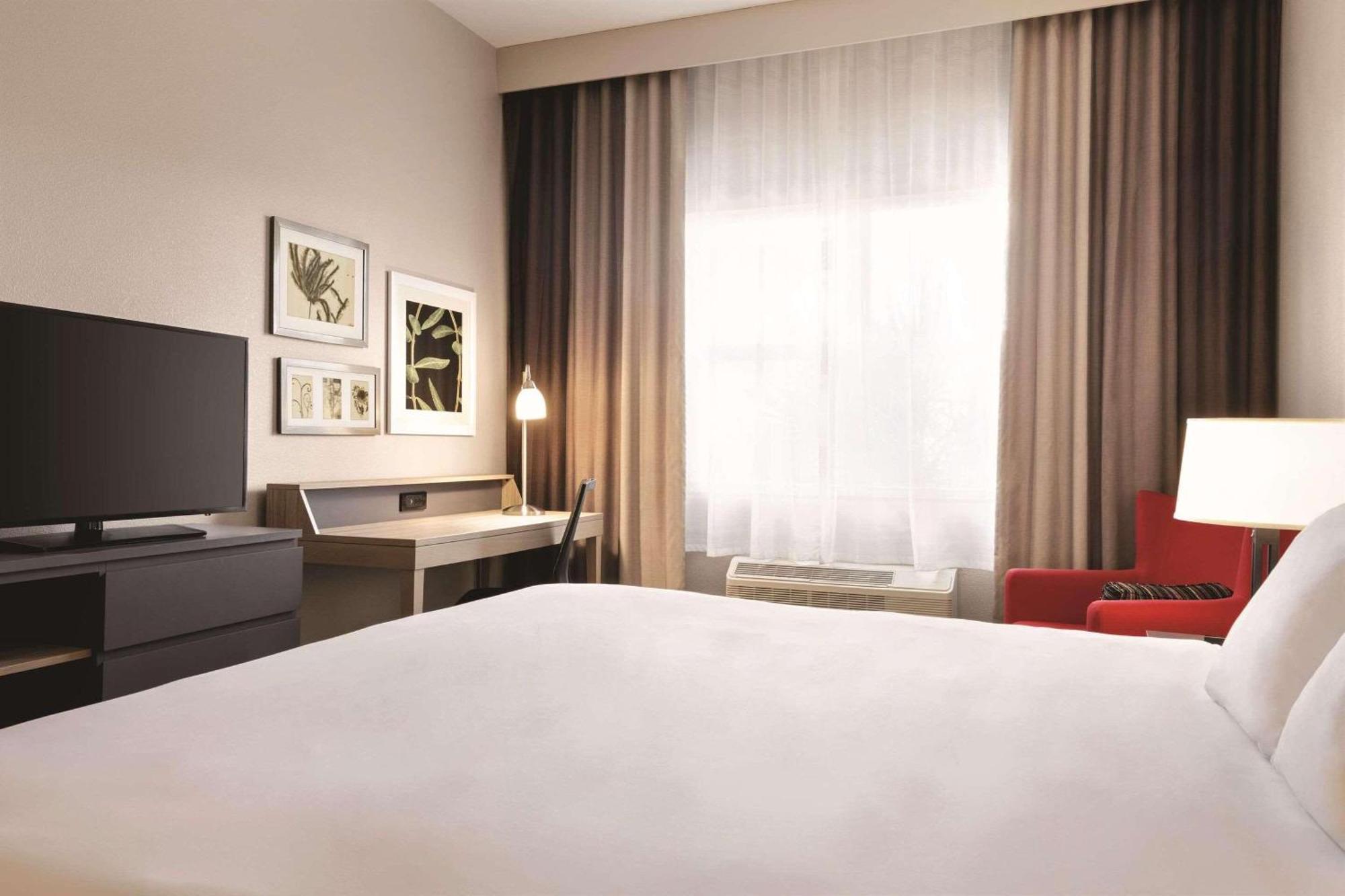 Country Inn & Suites By Radisson, Bradenton-Lakewood-Ranch, Fl מראה חיצוני תמונה
