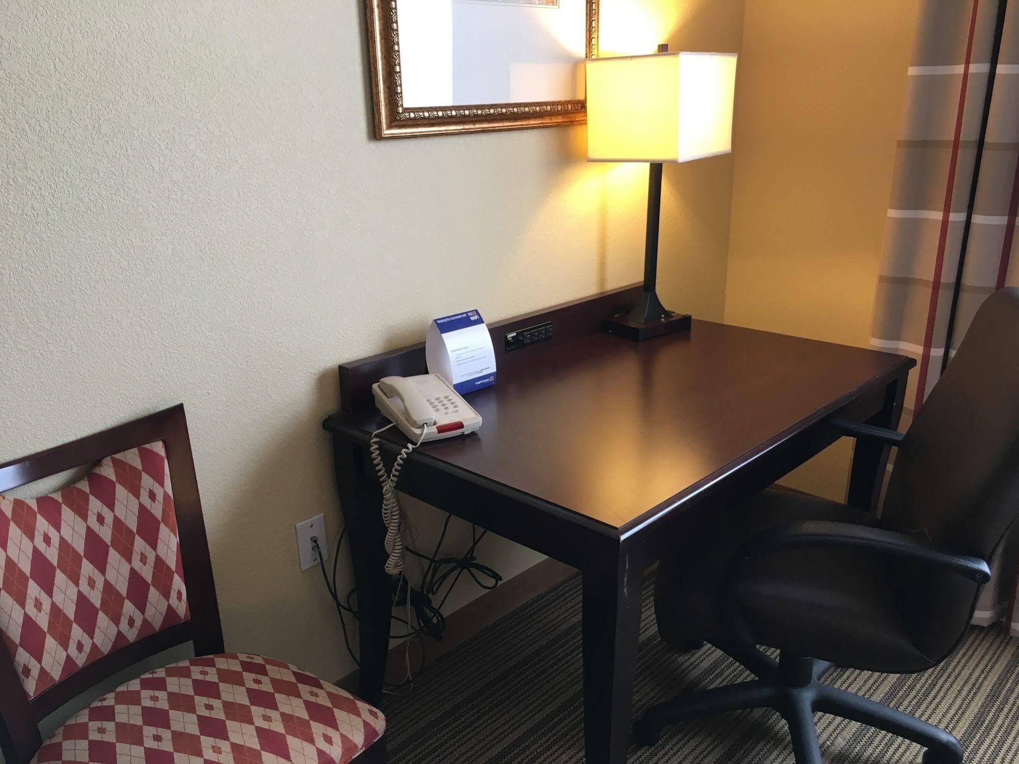 Country Inn & Suites By Radisson, Bradenton-Lakewood-Ranch, Fl מראה חיצוני תמונה